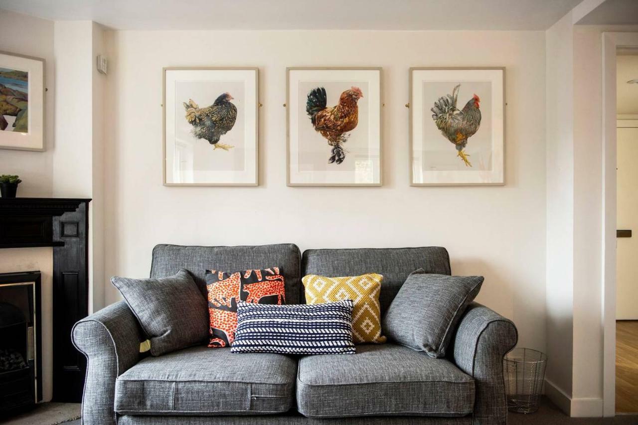 Ferienwohnung Altido Ultra Stylish Calton Road Apt W/ Parking Edinburgh Exterior foto